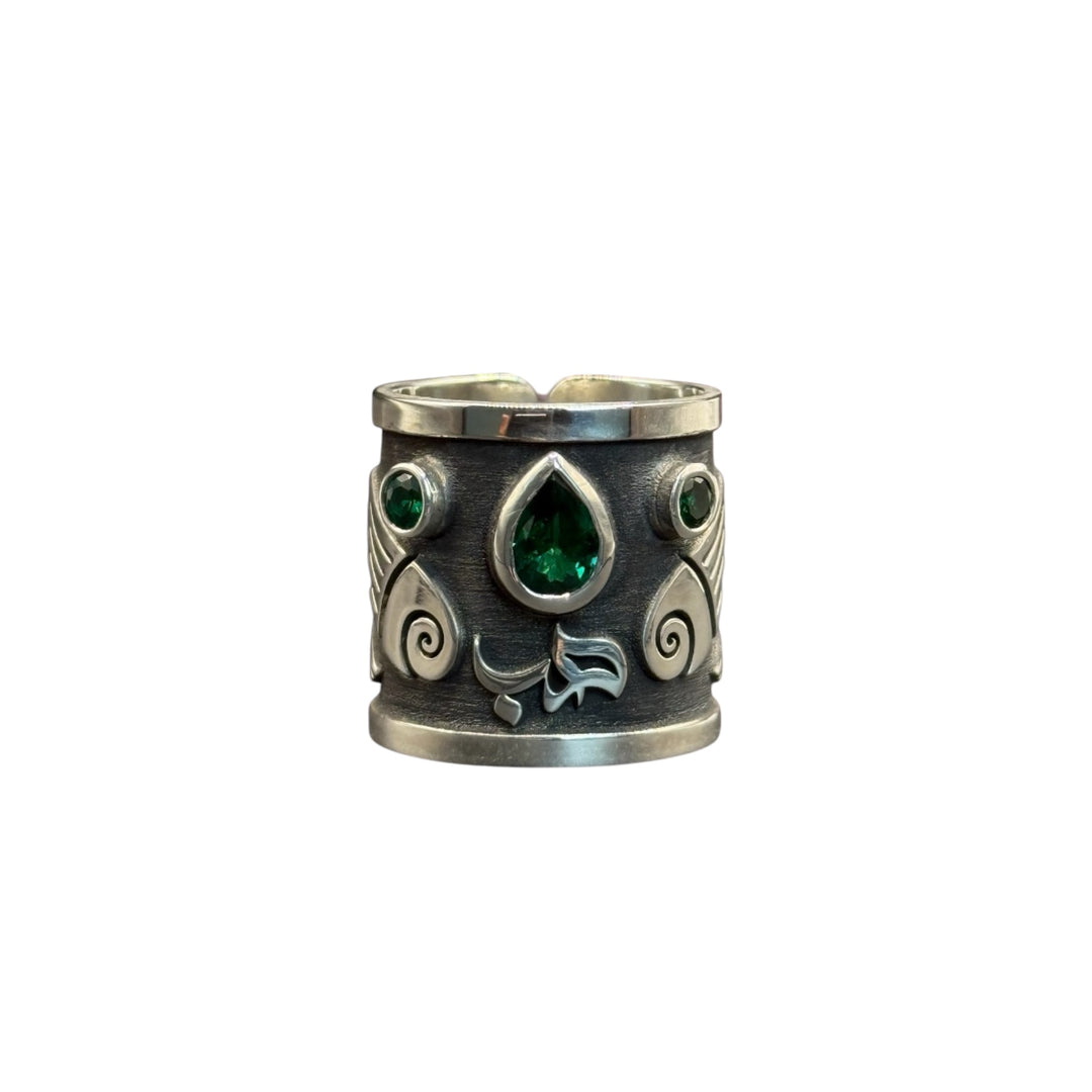 silver ring with stone