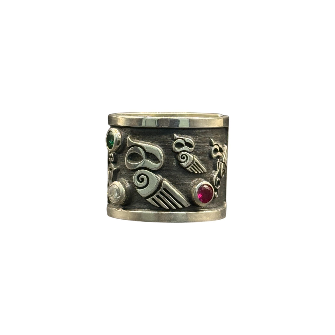 silver ring with stone from the dream garden collection