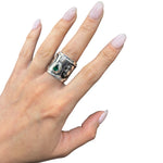 Load image into Gallery viewer, Silver ring
